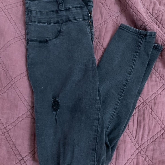 Selling clothes from Old Navy, Ariat, Holister, Forever 21, etc. - Picture 15 of 15